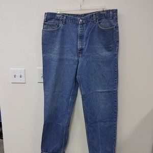 LEVI'S RELAXED STRAIGHT LEG JEANS 42/32